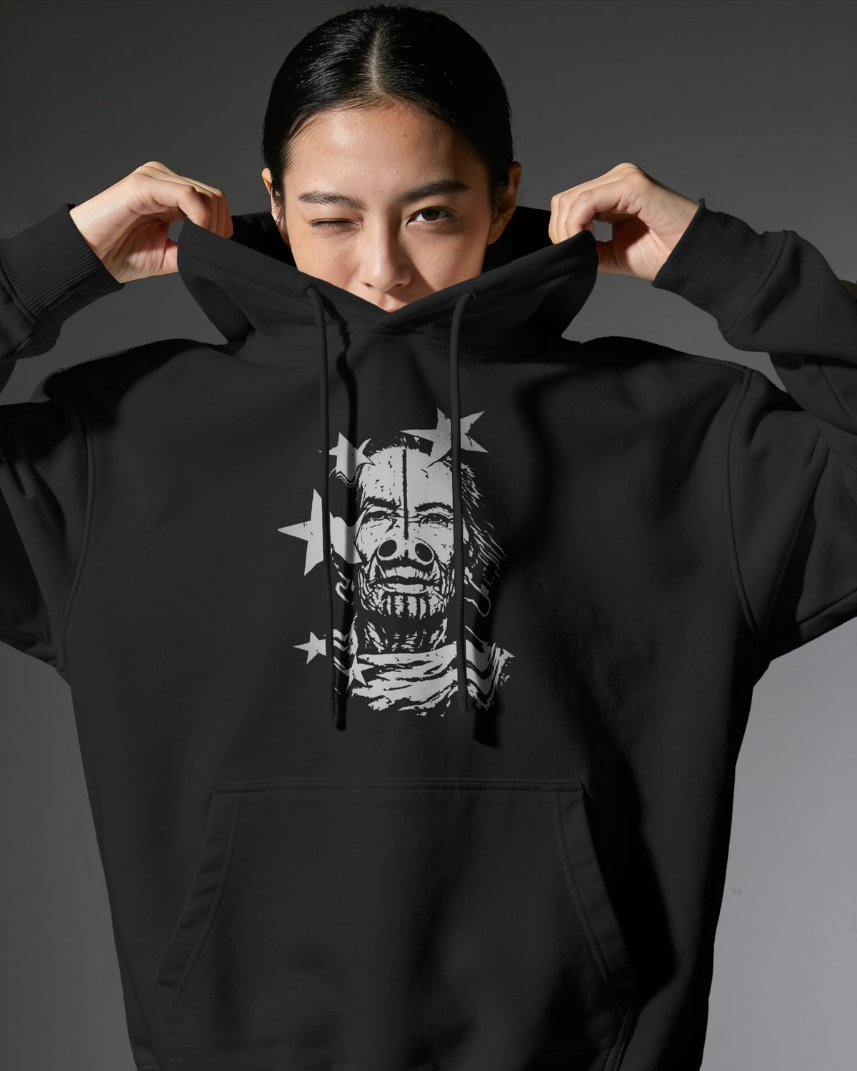 AANE STAR OVERSIZED HOODIE